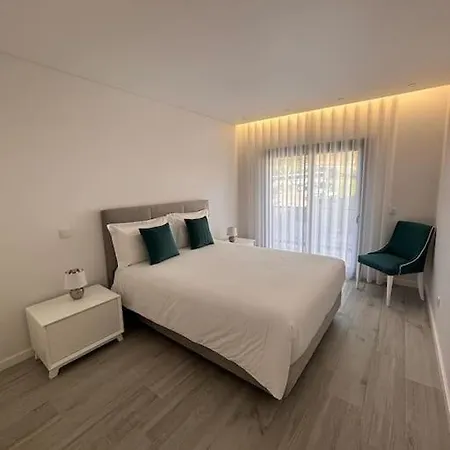 Stylish Near Oasis Apartman *