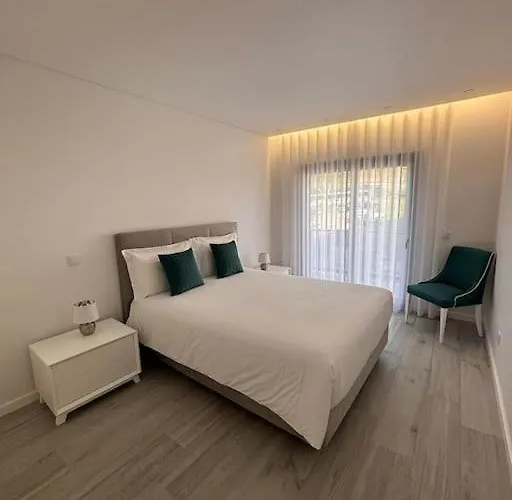 Stylish Near Oasis Apartman *