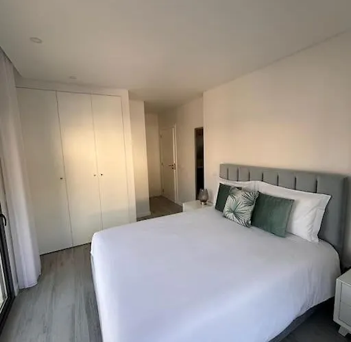 Stylish Near Oasis Apartman